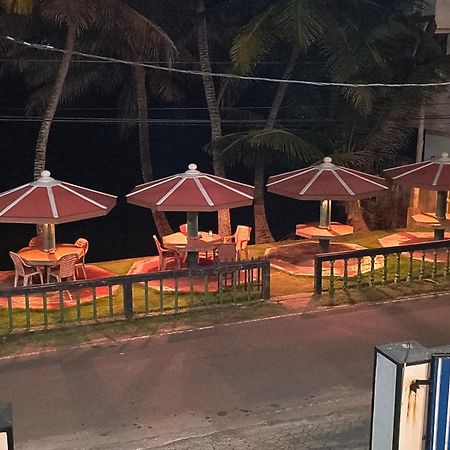 Panorama Indian Hotel And Restaurant بيروفالا المظهر الخارجي الصورة