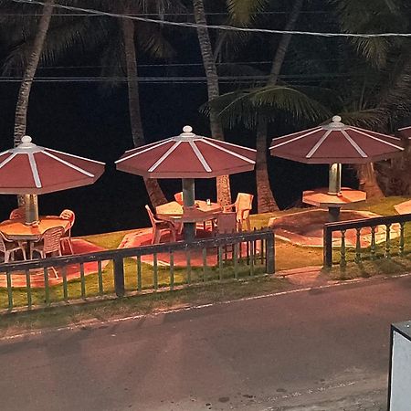 Panorama Indian Hotel And Restaurant بيروفالا المظهر الخارجي الصورة